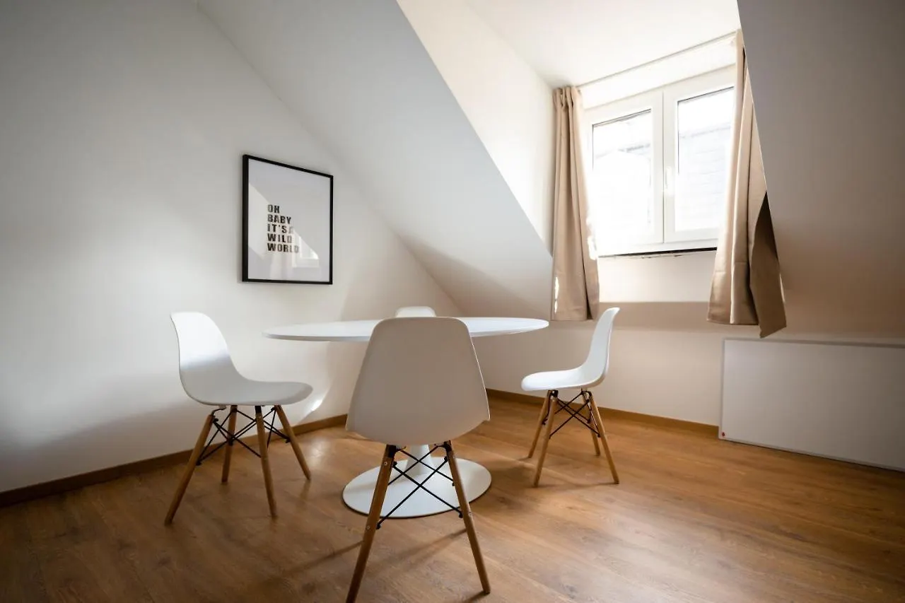 Top Old Town Apartment 2 Baths Dusseldorf