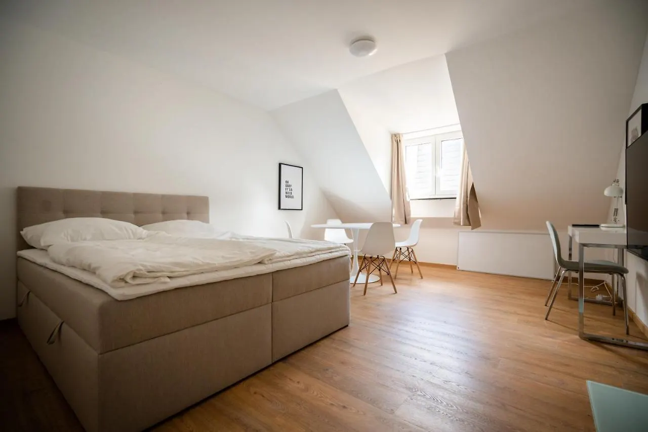 Top Old Town Apartment 2 Baths contacts
