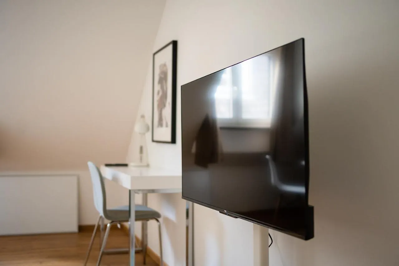 Top Old Town Apartment 2 Baths Dusseldorf