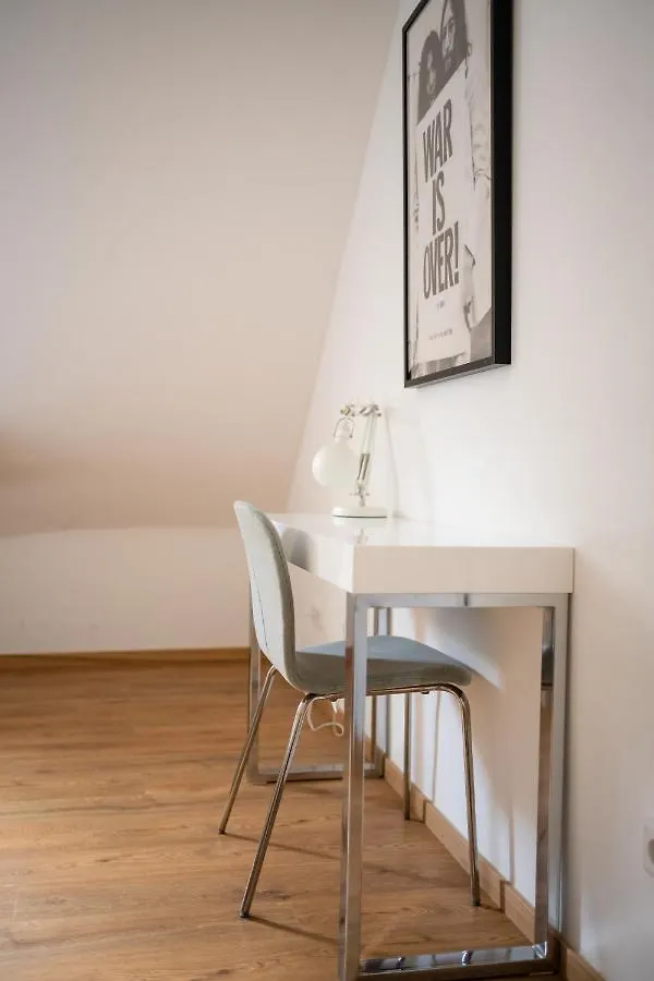 Top Old Town Apartment 2 Baths Dusseldorf